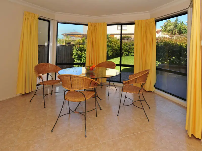 6 Tea Tree Place, Beaumont Hills Sold by Louis Carr Real Estate - image 5