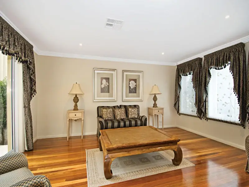 79 River Oak Circuit, Kellyville Sold by Louis Carr Real Estate - image 3