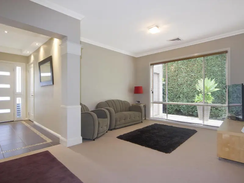 14 Fox Place, Beaumont Hills Sold by Louis Carr Real Estate - image 7