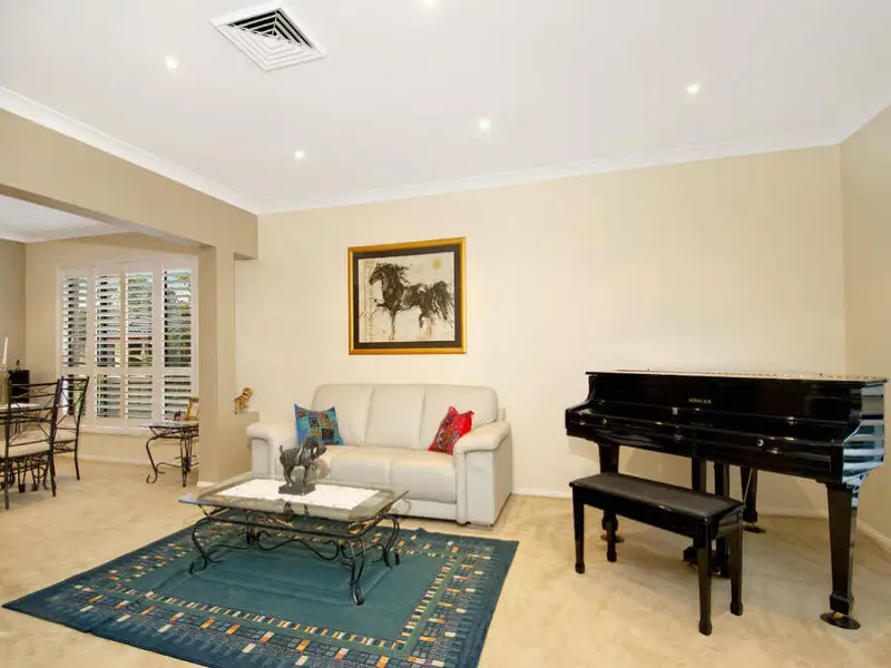 13 Carnival Way, Beaumont Hills Sold by Louis Carr Real Estate - image 7