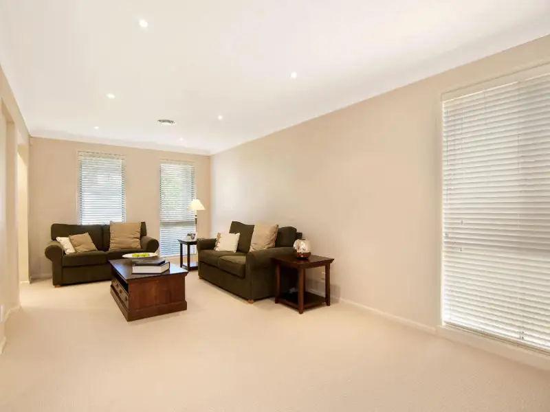 9 Lochton Place, Beaumont Hills Sold by Louis Carr Real Estate - image 3