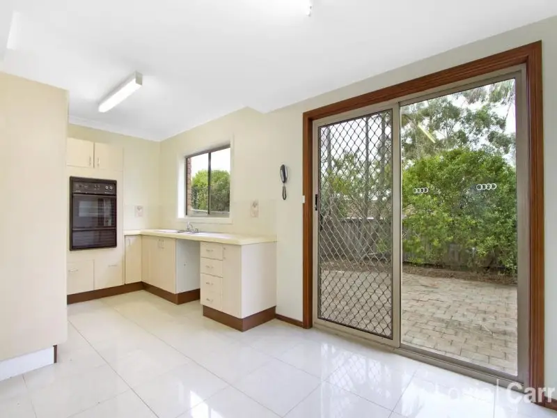 1/10 Hoya Place, Cherrybrook Sold by Louis Carr Real Estate - image 4