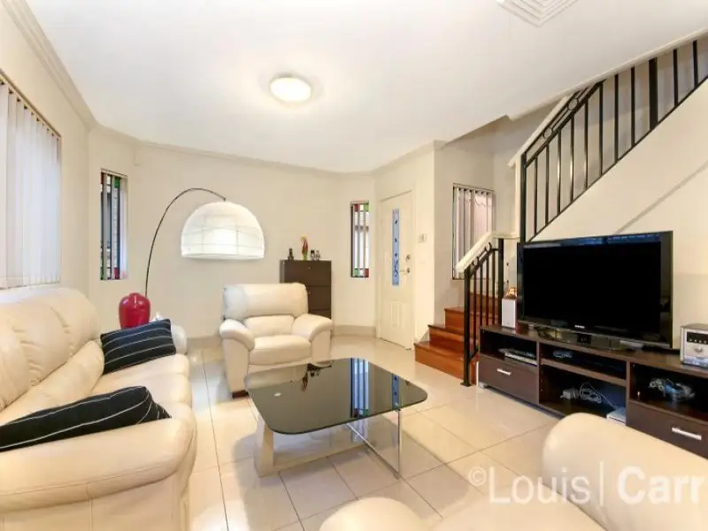 8/8 The Cottell Way (access Via Windsor Road), Baulkham Hills Sold by Louis Carr Real Estate - image 1