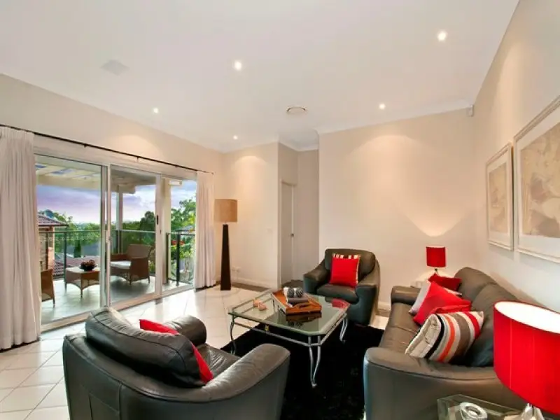 5 Huntingdale Circle, Castle Hill Sold by Louis Carr Real Estate - image 7