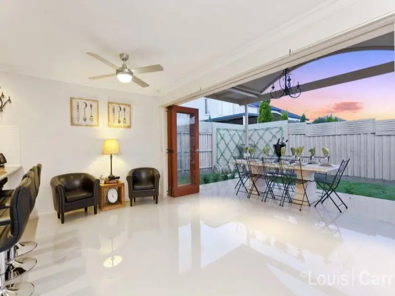 6 Townsend Circuit, Beaumont Hills Sold by Louis Carr Real Estate - image 2