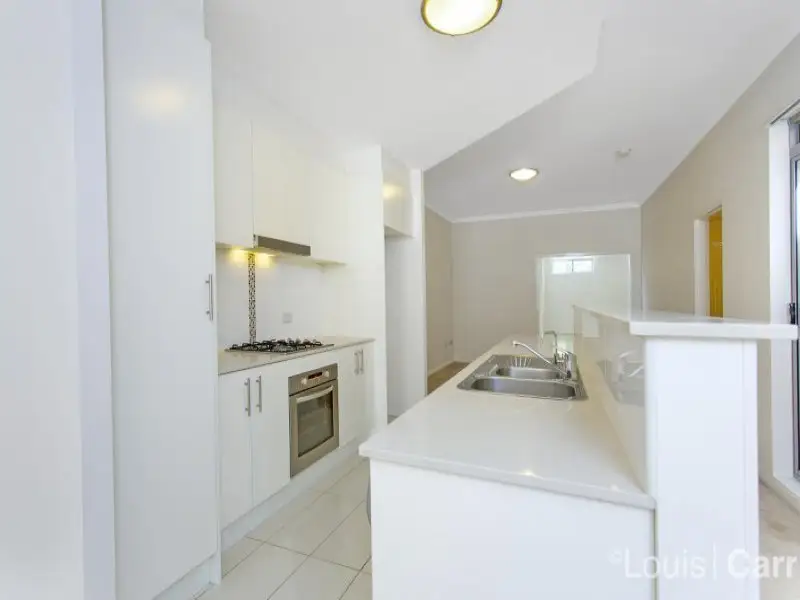 10/11 Glenvale Avenue, Parklea Sold by Louis Carr Real Estate - image 1