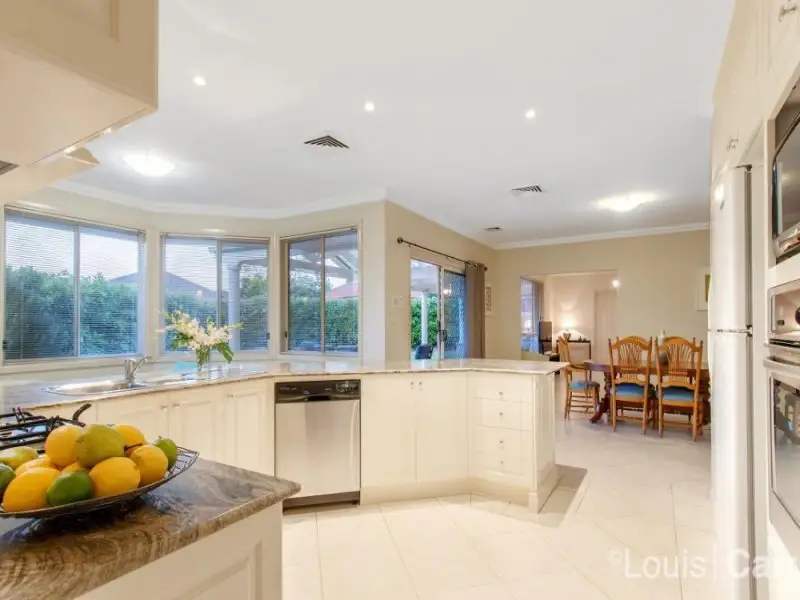 6 Northumberland Crt, Castle Hill Sold by Louis Carr Real Estate - image 2