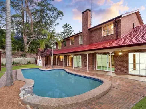 8 Palisander Place, Castle Hill Sold by Louis Carr Real Estate