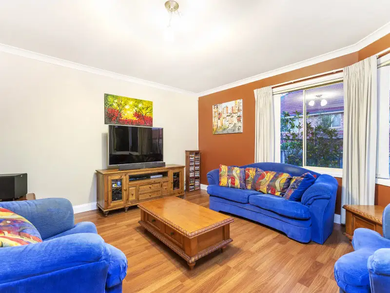 18 Iwan Place, Beaumont Hills Sold by Louis Carr Real Estate - image 5