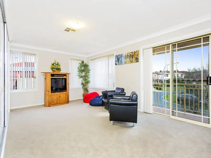 18 Iwan Place, Beaumont Hills Sold by Louis Carr Real Estate - image 4