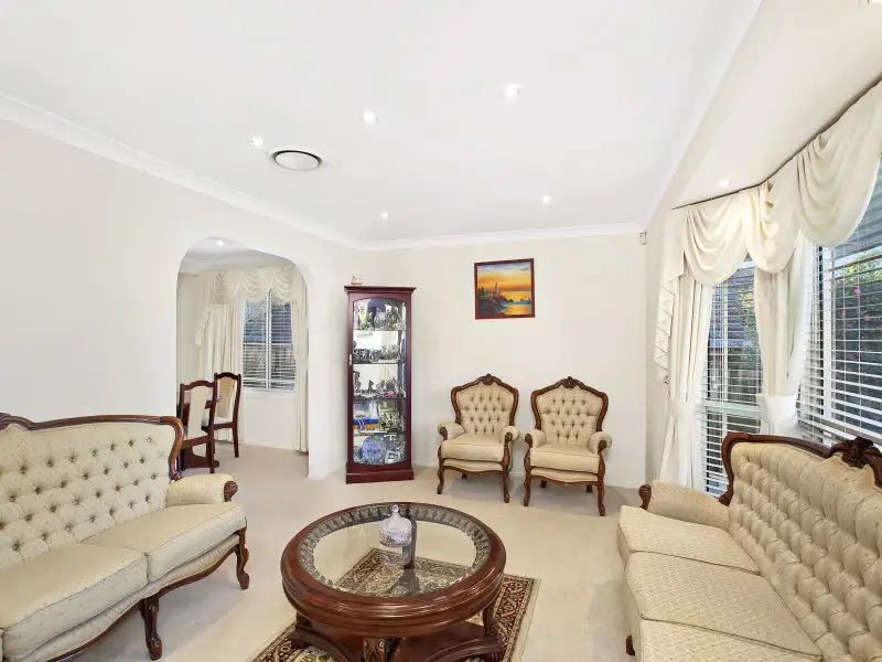 90 Oakhill Drive, Castle Hill Sold by Louis Carr Real Estate - image 2