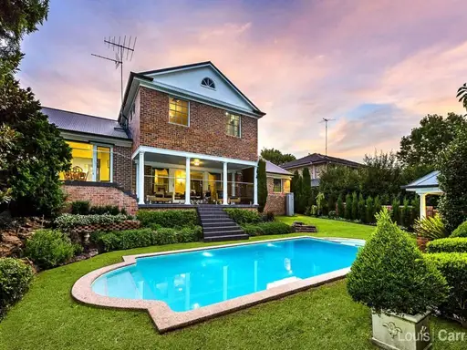 8 Hunter Place, Castle Hill Sold by Louis Carr Real Estate