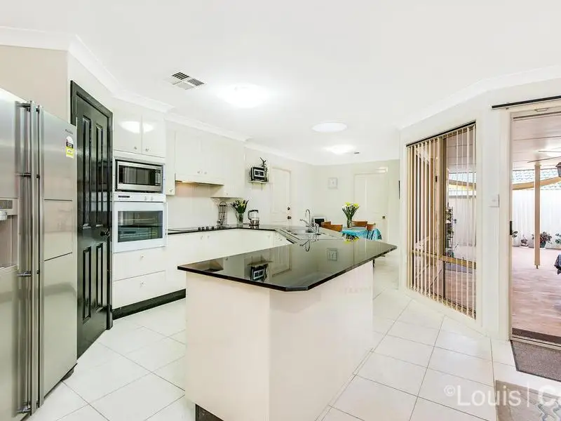 21 Haddon Close, Glenwood Sold by Louis Carr Real Estate - image 2