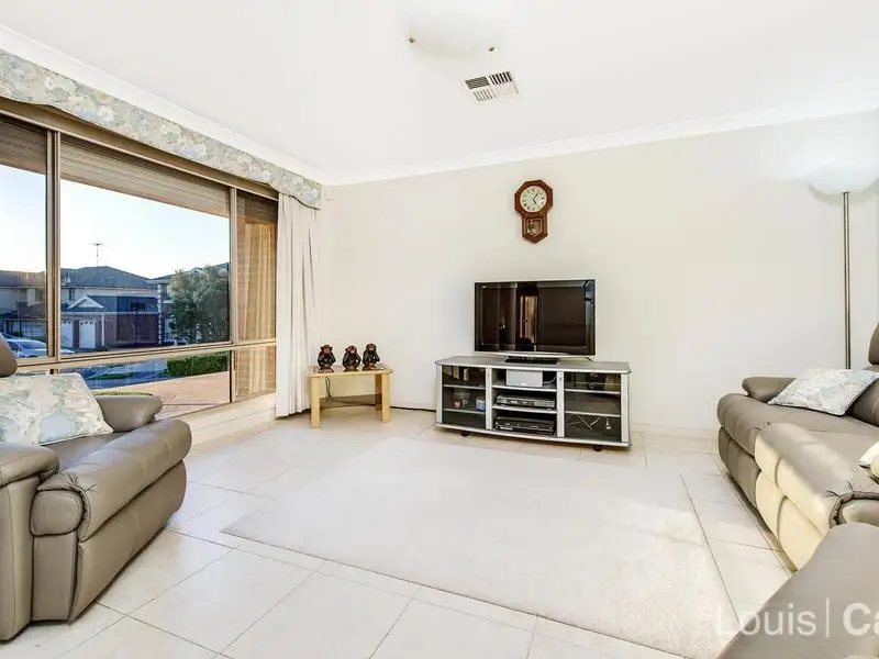 21 Haddon Close, Glenwood Sold by Louis Carr Real Estate - image 3