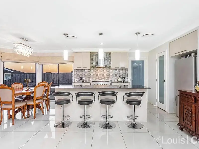 28 Hadley Circuit, Beaumont Hills Sold by Louis Carr Real Estate - image 2