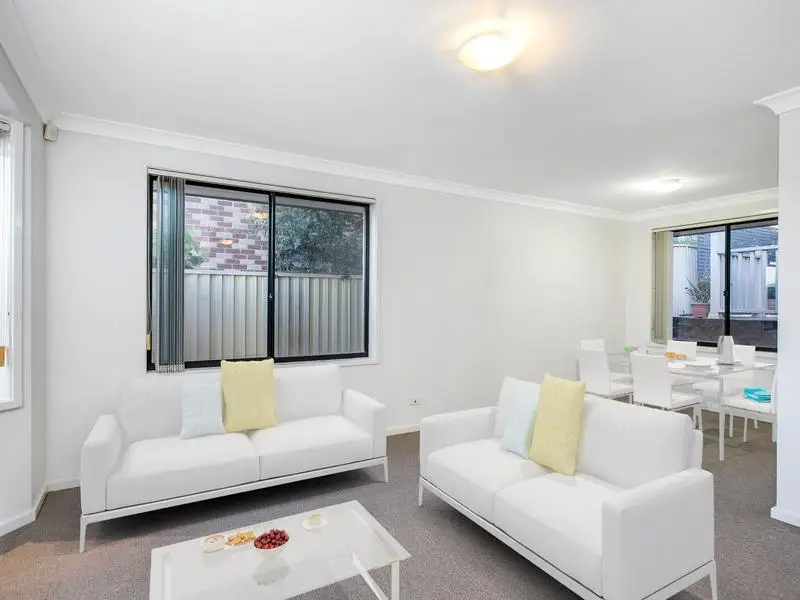 12 Emmanuel Terrace, Glenwood Sold by Louis Carr Real Estate - image 2