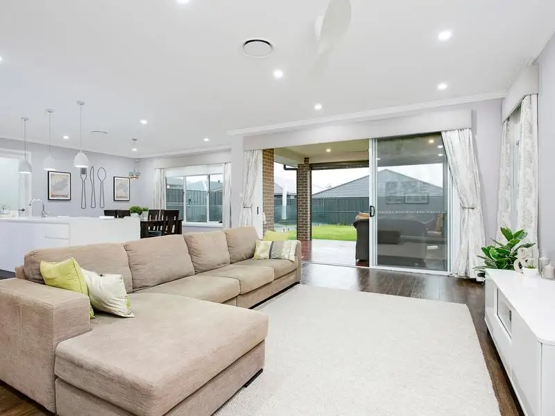 6 Garrawilla Avenue, Kellyville Sold by Louis Carr Real Estate - image 5