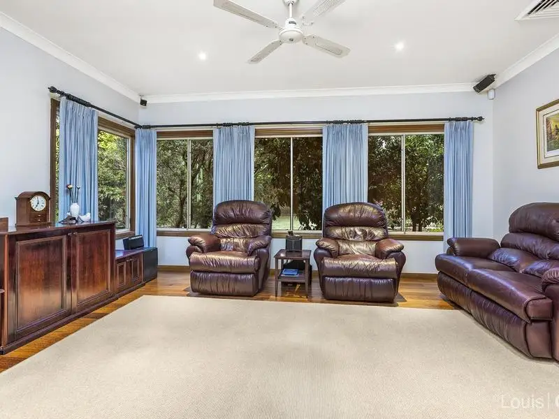 15 Badenoch Avenue, Glenhaven Sold by Louis Carr Real Estate - image 5