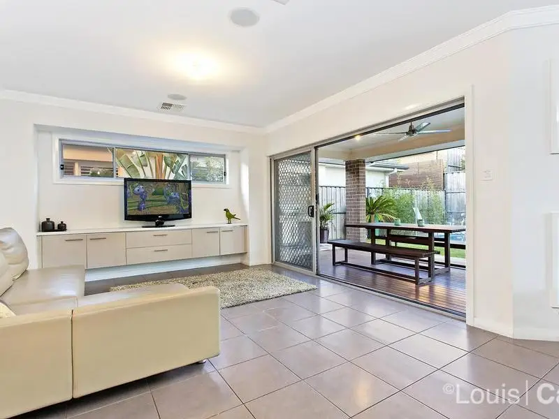 41 Hadley Circuit, Beaumont Hills Sold by Louis Carr Real Estate - image 4