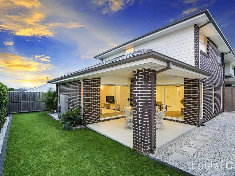 38 Hadley Circuit, Beaumont Hills Sold by Louis Carr Real Estate - image 3