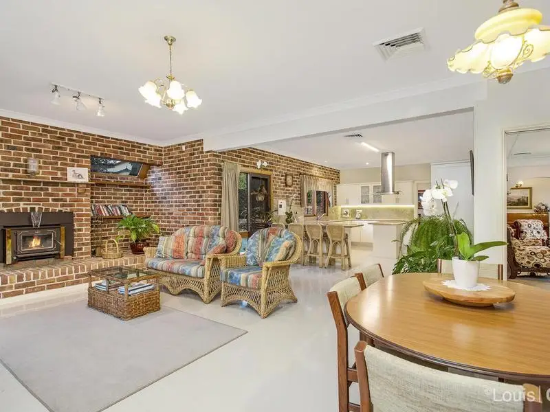 11 Lynwood Place, Castle Hill Sold by Louis Carr Real Estate - image 5