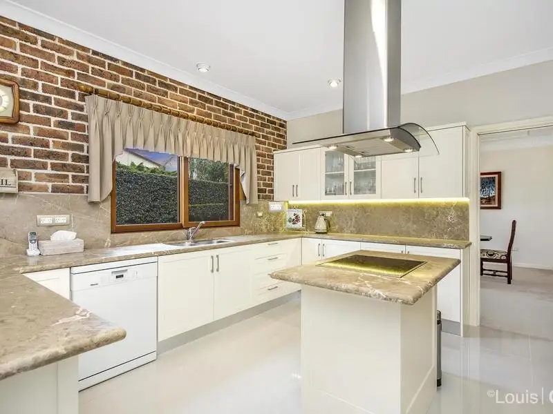 11 Lynwood Place, Castle Hill Sold by Louis Carr Real Estate - image 3