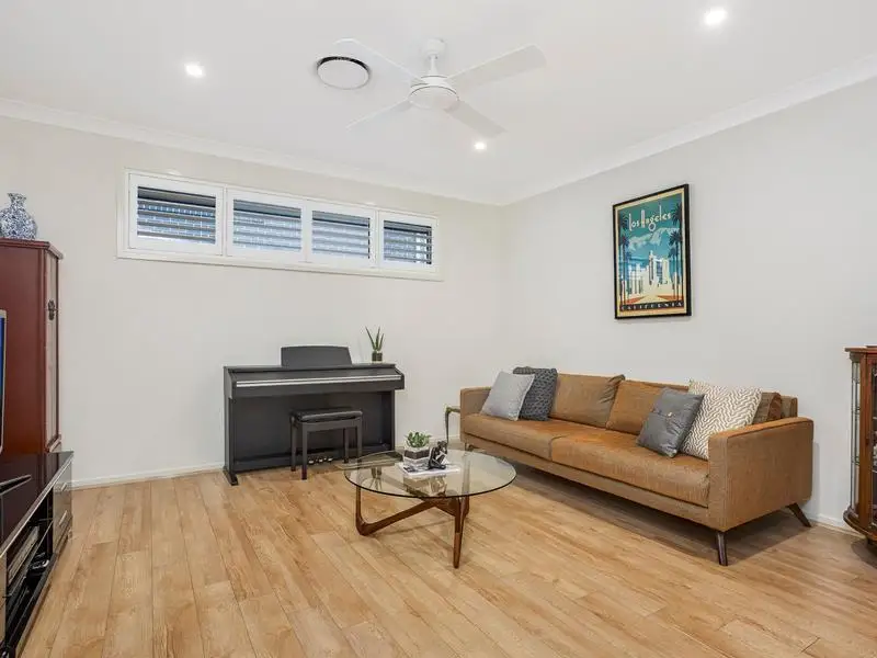 8 Holman Street, Kellyville Sold by Louis Carr Real Estate - image 3