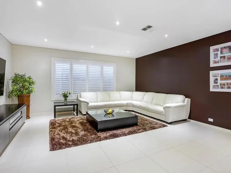 14 Lachlan Court, Kellyville Ridge Sold by Louis Carr Real Estate - image 5