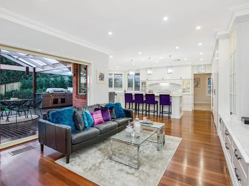 51 Balintore Drive, Castle Hill Sold by Louis Carr Real Estate - image 5