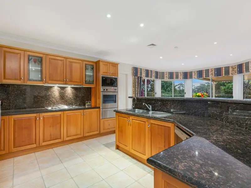 12 Carrbridge Drive, Castle Hill Sold by Louis Carr Real Estate - image 3