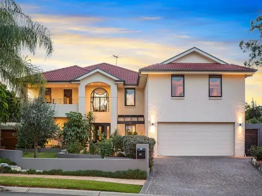 30 Tallowood Grove, Beaumont Hills Sold by Louis Carr Real Estate