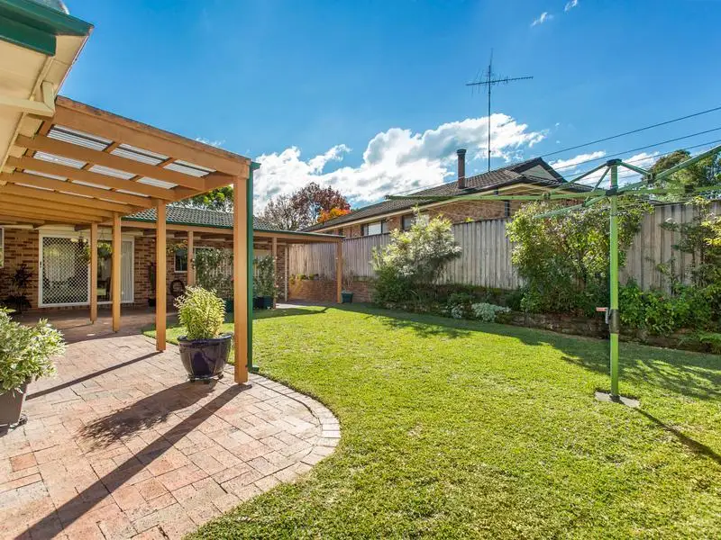 6 Lancelot Court, Castle Hill Sold by Louis Carr Real Estate - image 7