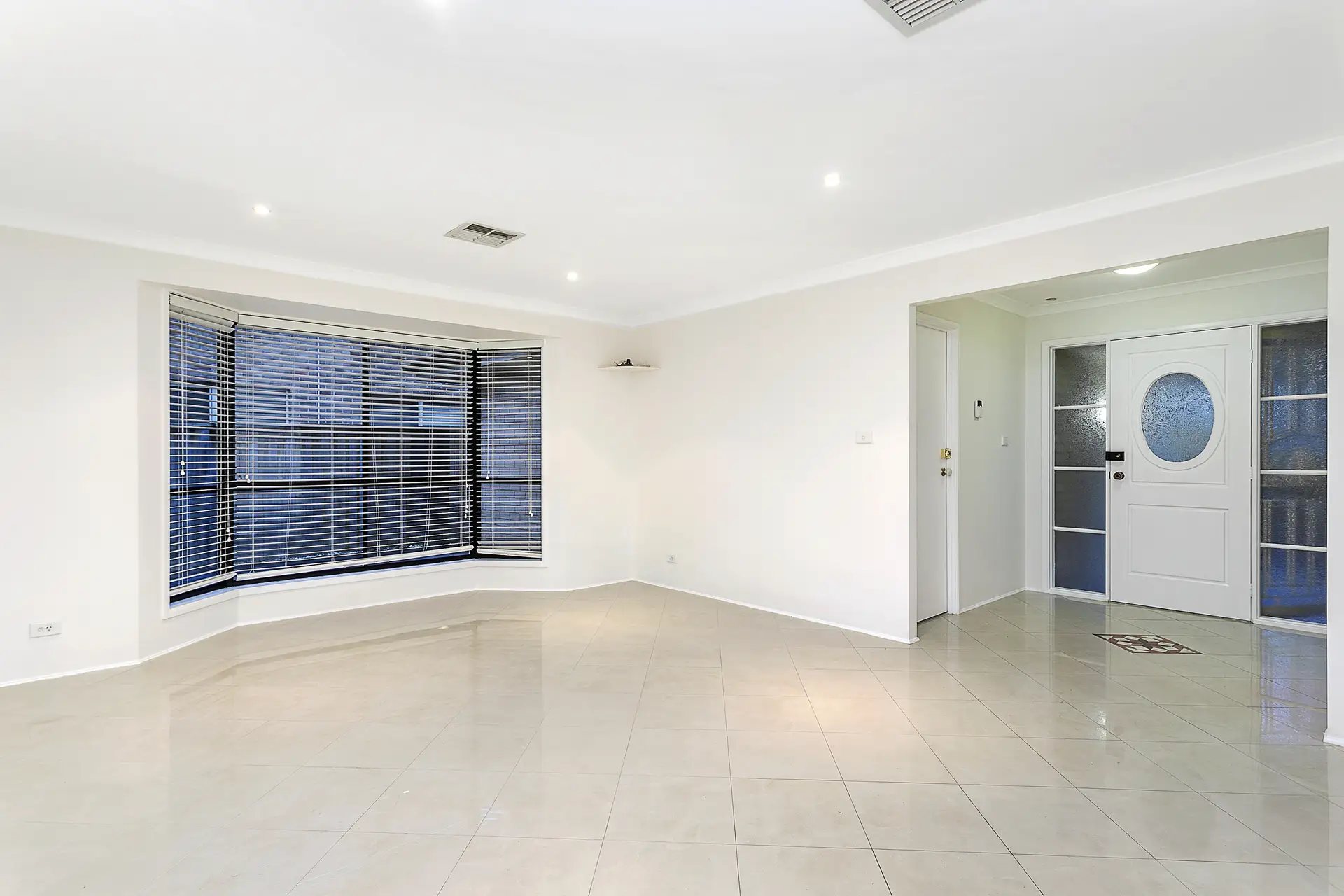 9 Greyfriar Place, Kellyville Sold by Louis Carr Real Estate - image 2