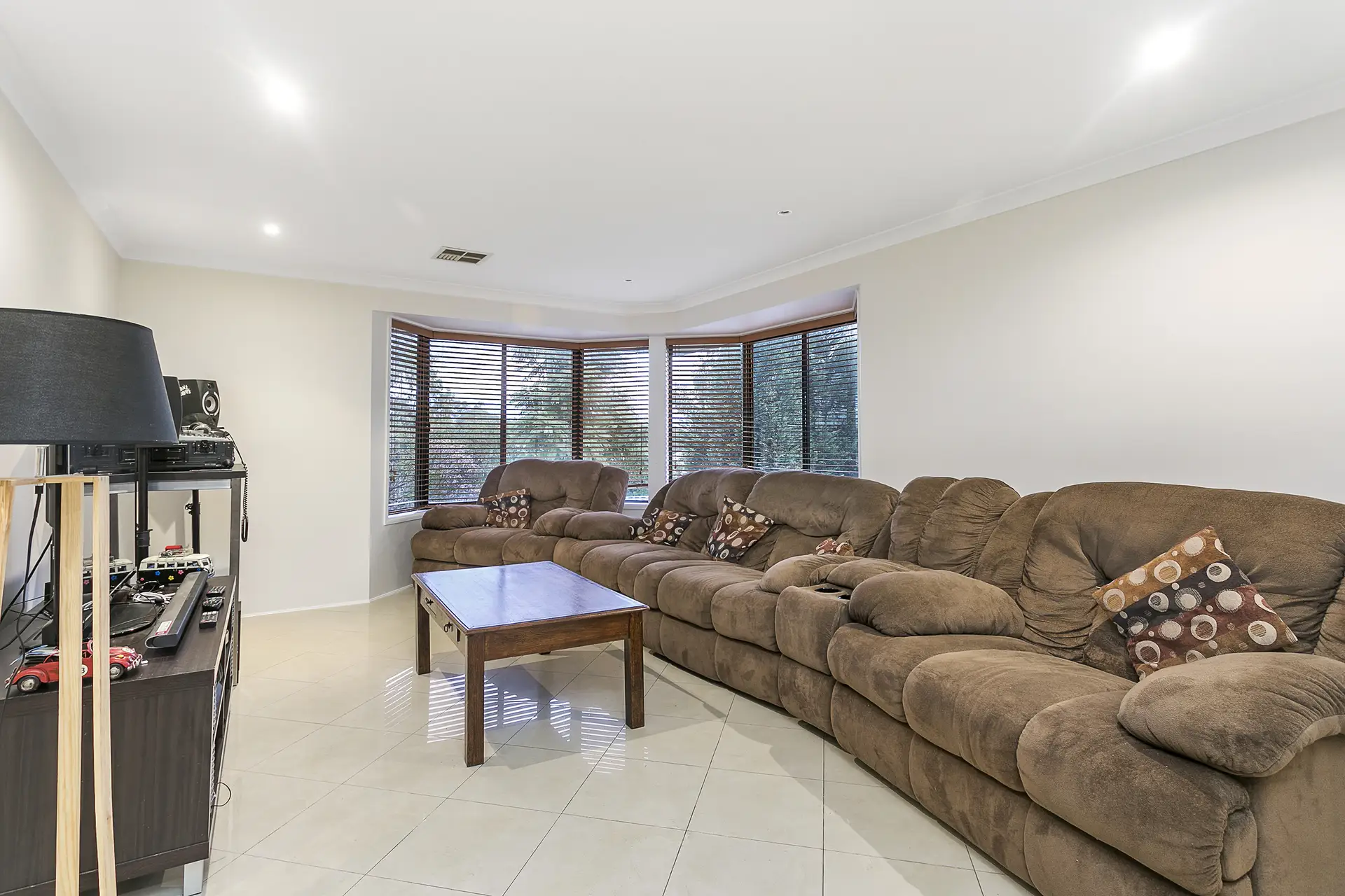 9 Greyfriar Place, Kellyville Sold by Louis Carr Real Estate - image 4