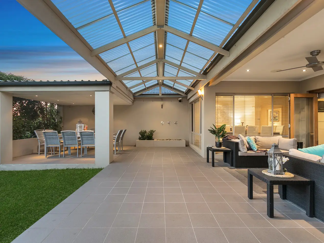 5 Fox Place, Beaumont Hills Sold by Louis Carr Real Estate - image 3