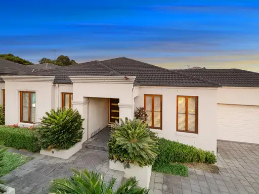5 Fox Place, Beaumont Hills Sold by Louis Carr Real Estate