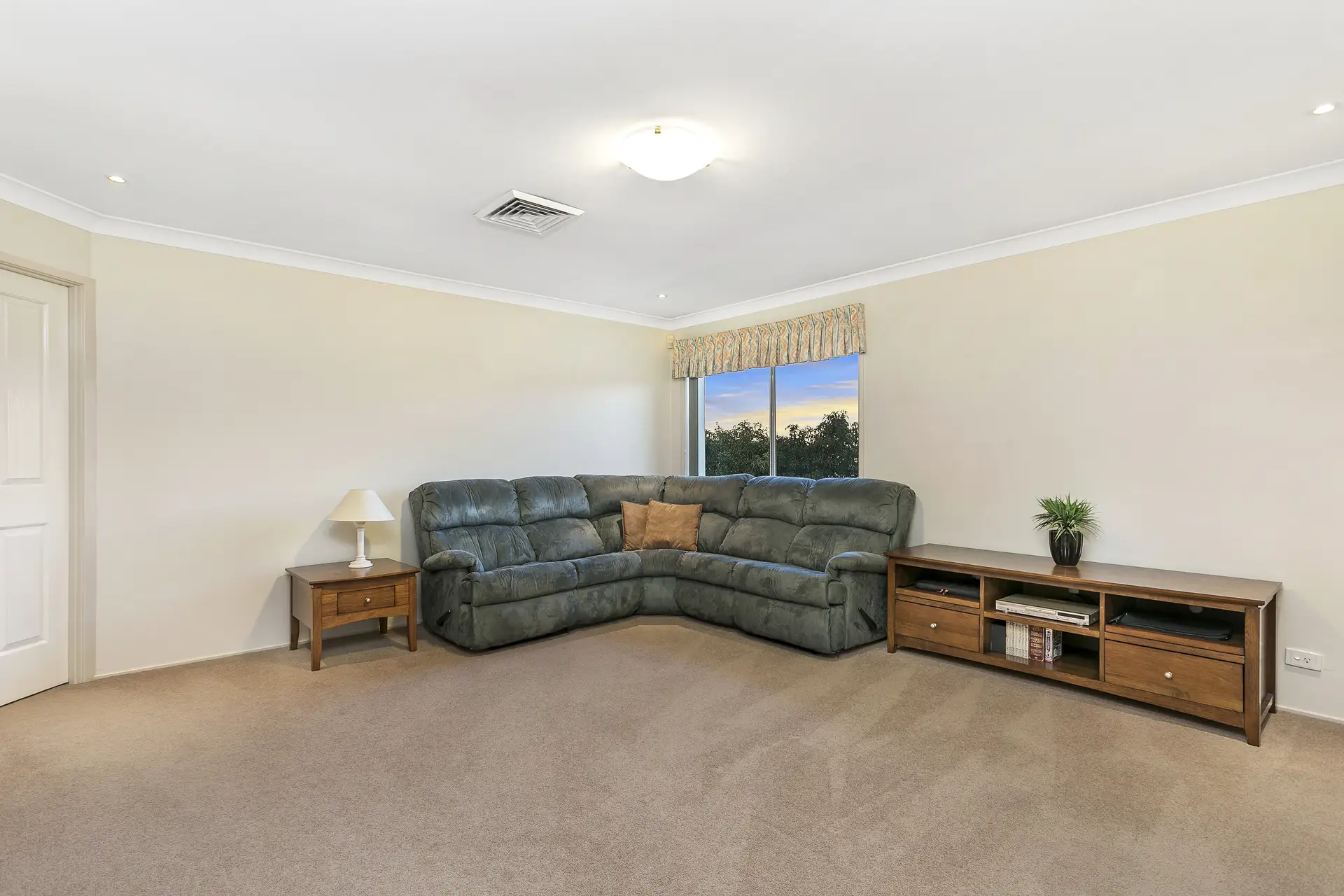 15 Perkins Drive, Kellyville Sold by Louis Carr Real Estate - image 8