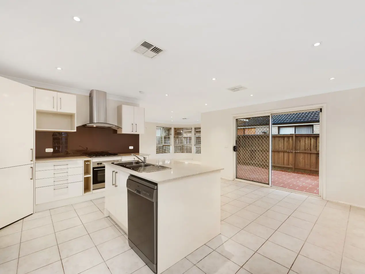 22 Atlantic Place, Beaumont Hills Sold by Louis Carr Real Estate - image 2