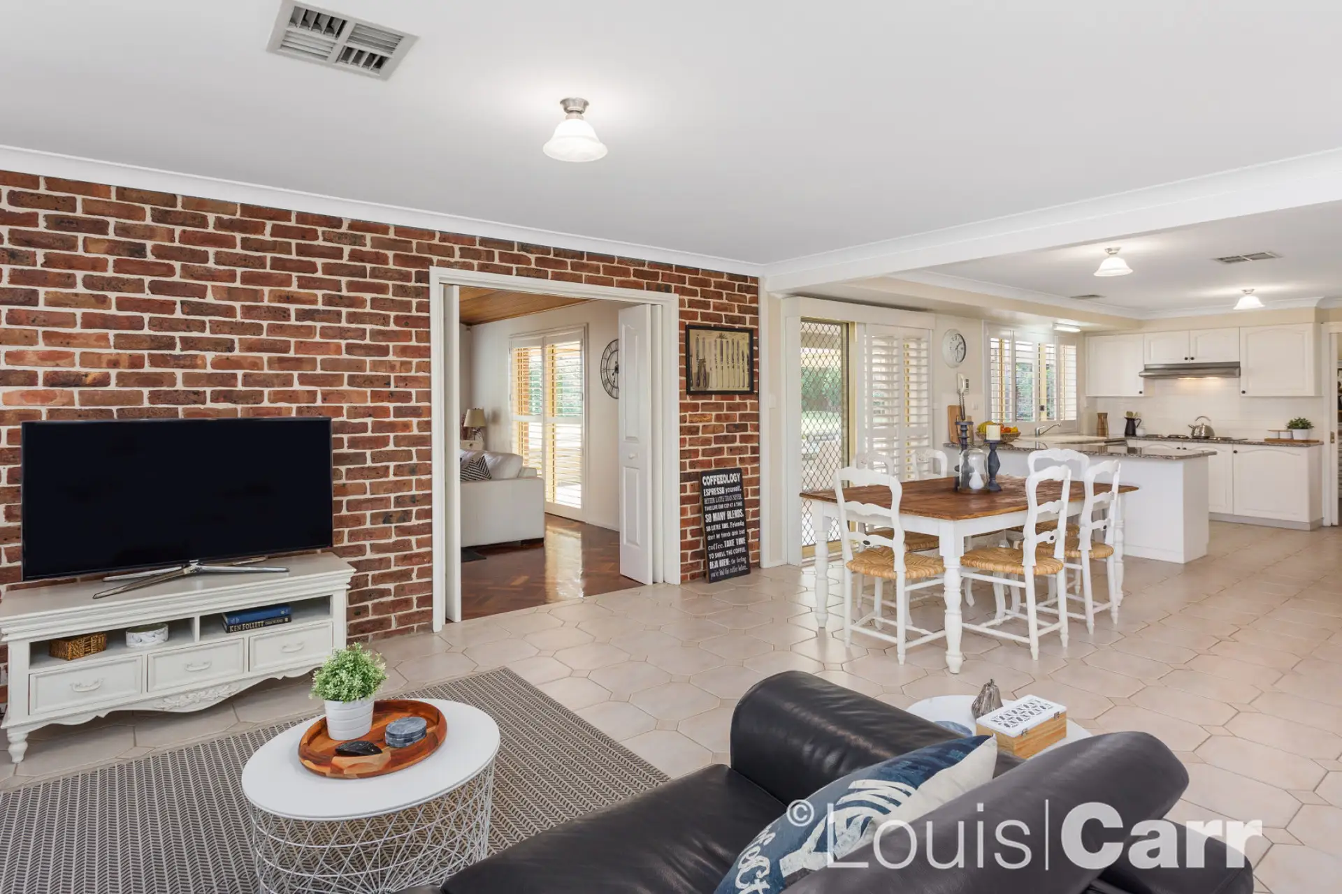 115 Ridgecrop Drive, Castle Hill Sold by Louis Carr Real Estate - image 3