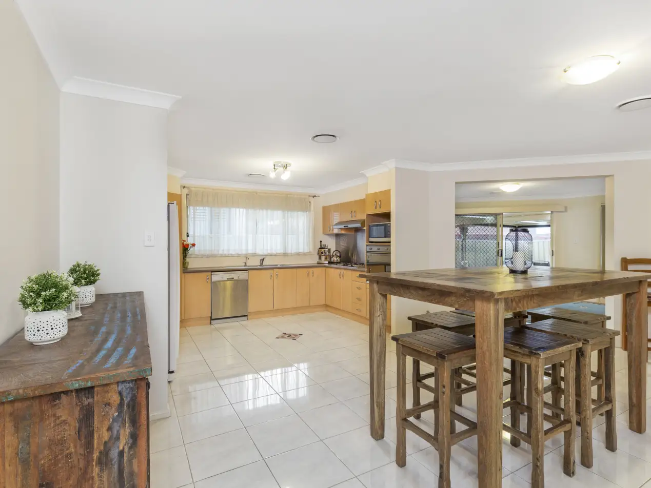 14 Rebellion Circuit, Beaumont Hills Sold by Louis Carr Real Estate - image 8
