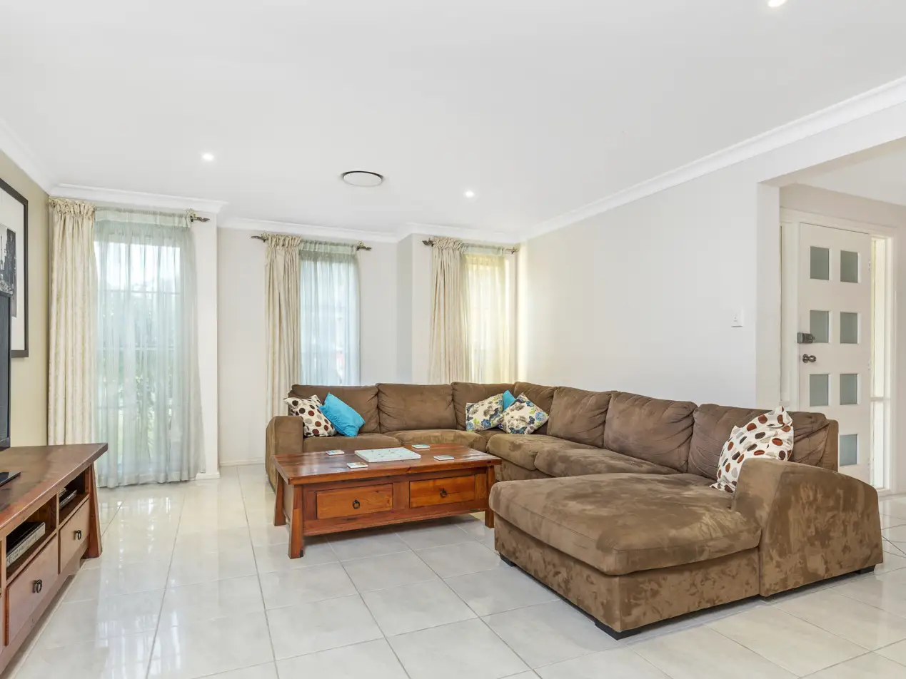 14 Rebellion Circuit, Beaumont Hills Sold by Louis Carr Real Estate - image 7