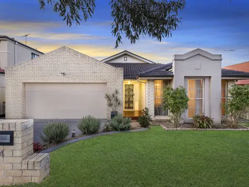 14 Rebellion Circuit, Beaumont Hills Sold by Louis Carr Real Estate