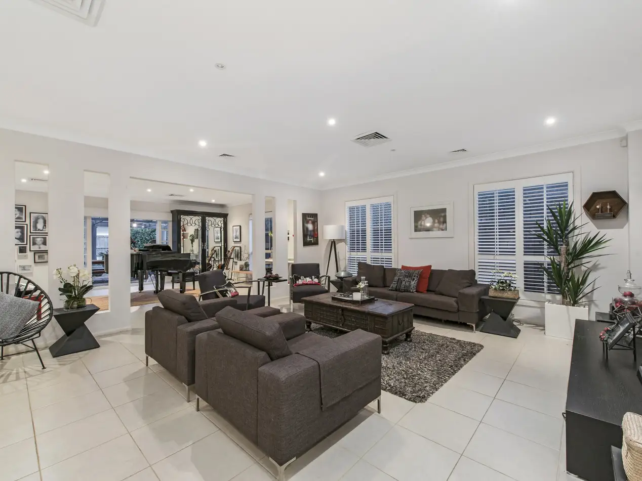 3 Hope Place, Beaumont Hills Sold by Louis Carr Real Estate - image 5