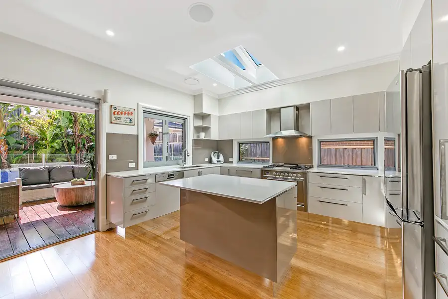 14 Chessington Terrace, Beaumont Hills Sold by Louis Carr Real Estate - image 1