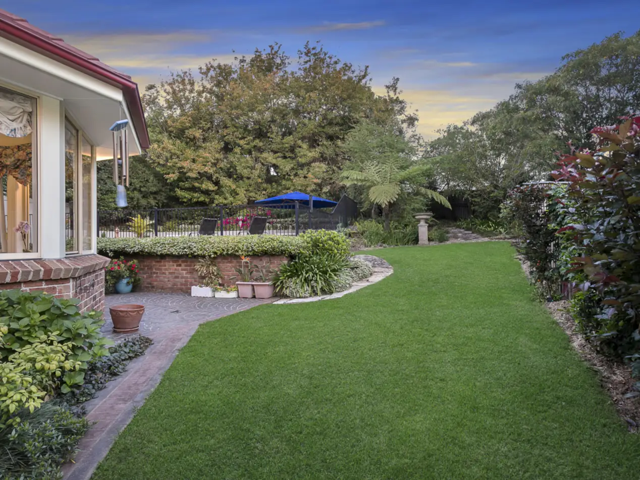 3 Glenshee Place, Glenhaven Sold by Louis Carr Real Estate - image 2