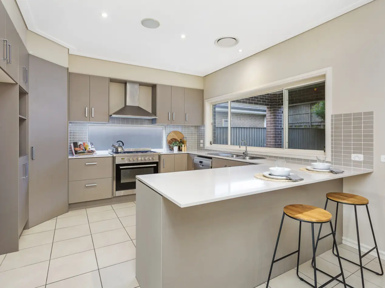 8 Chessington Terrace, Beaumont Hills Sold by Louis Carr Real Estate - image 3