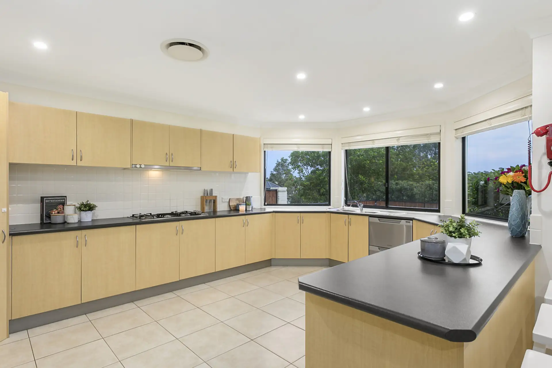 2 Glasshouse Road, Beaumont Hills Sold by Louis Carr Real Estate - image 7