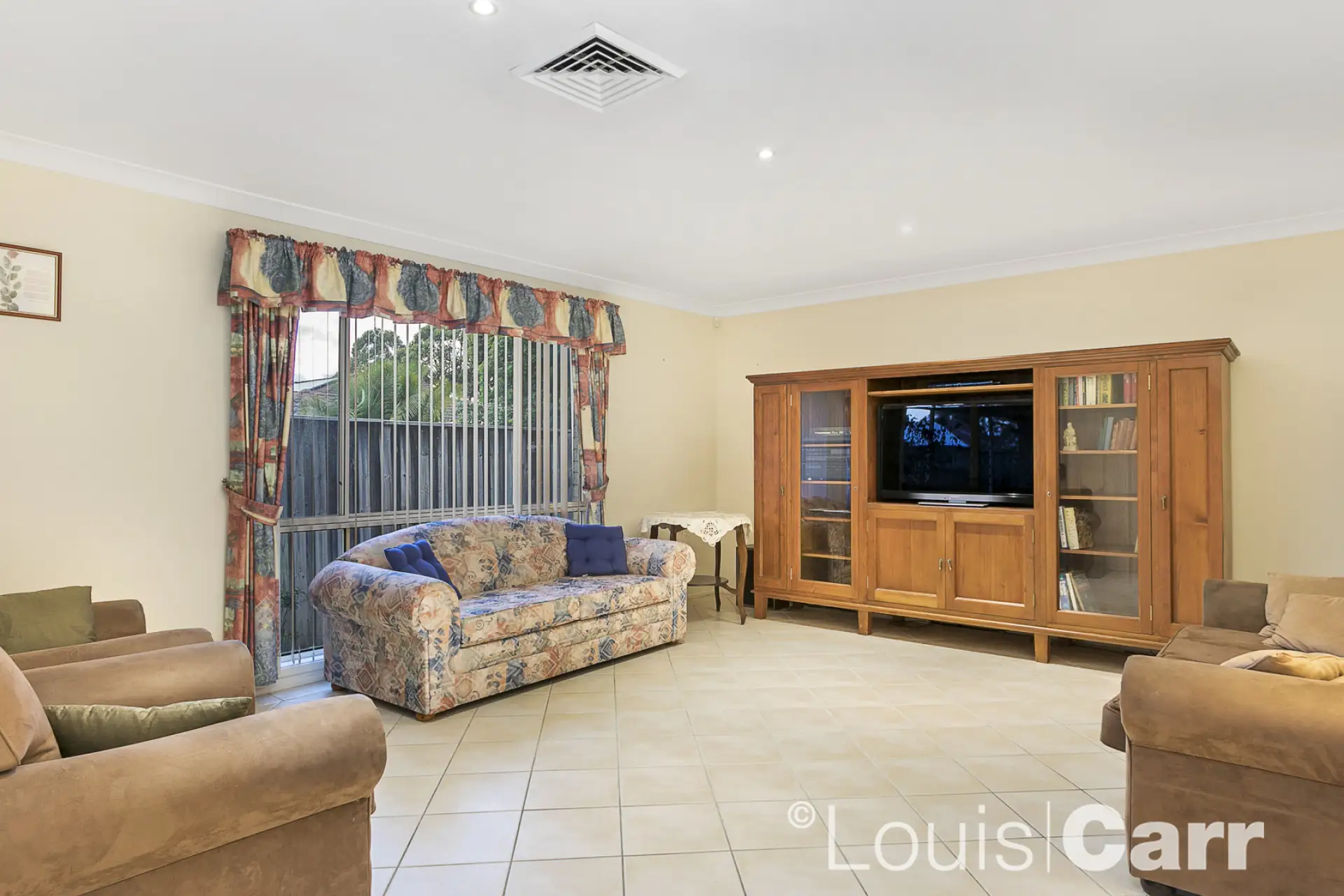 21 Forest Crescent, Beaumont Hills Sold by Louis Carr Real Estate - image 5