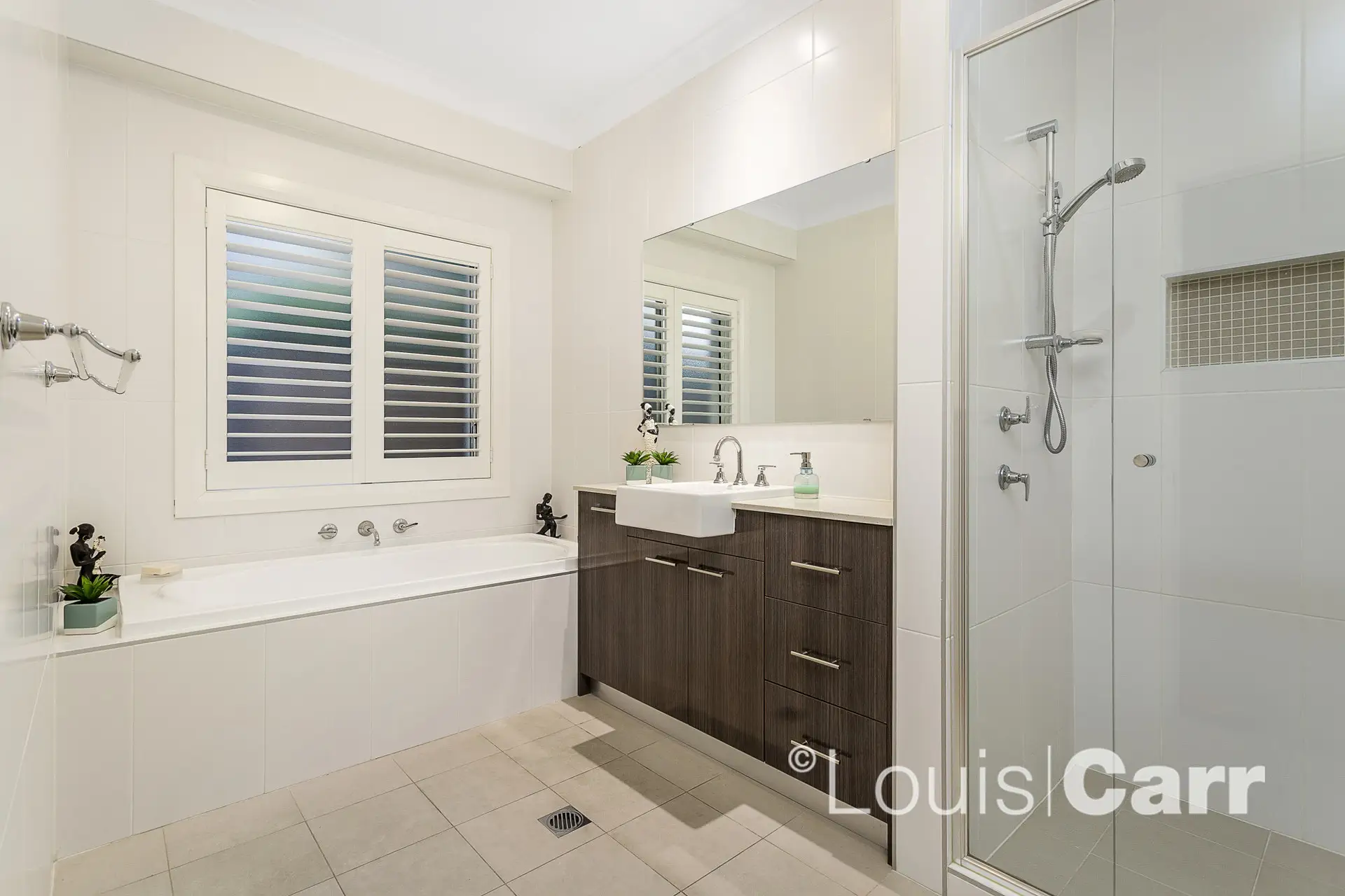 43 Hadley Circuit, Beaumont Hills Sold by Louis Carr Real Estate - image 8