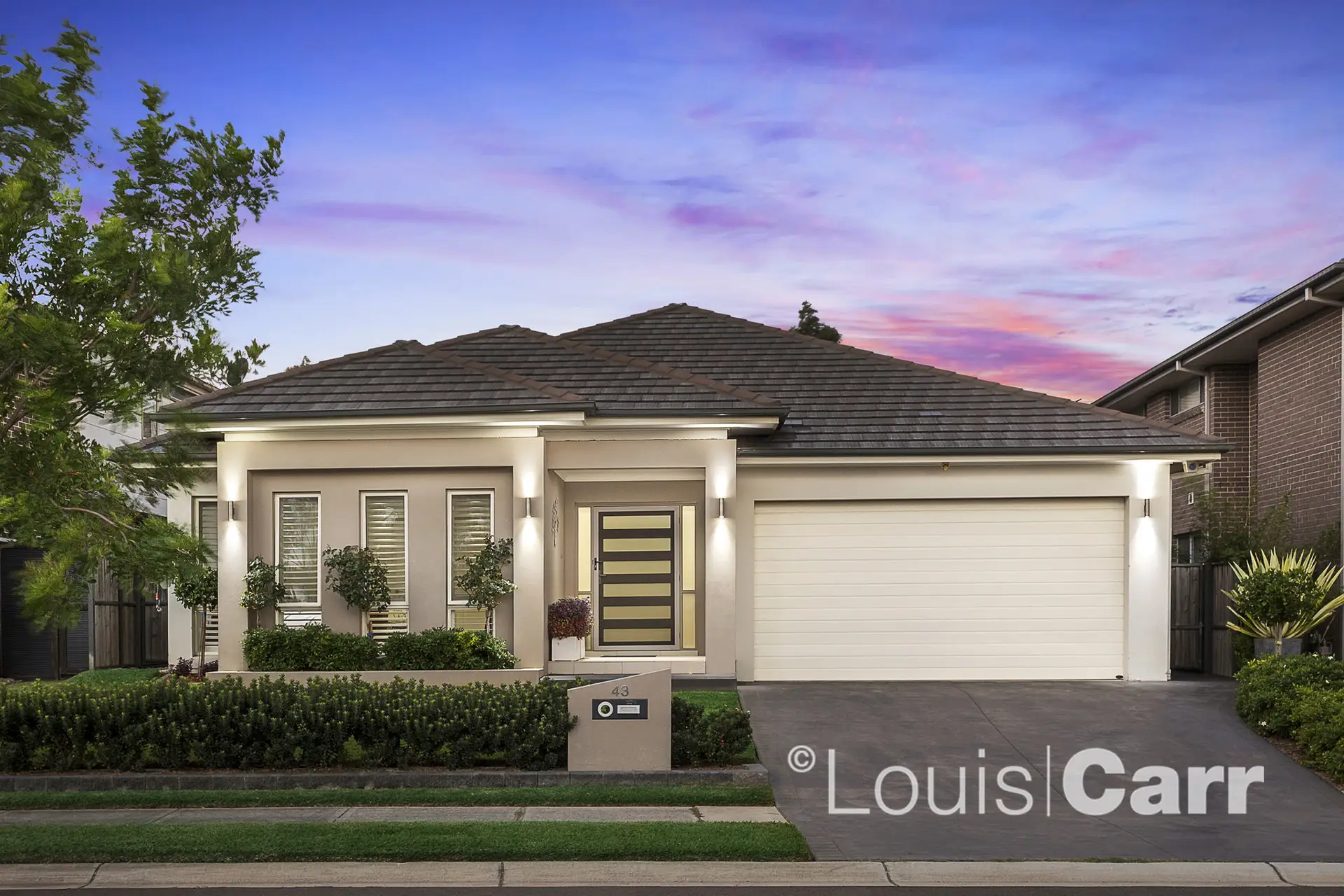 43 Hadley Circuit, Beaumont Hills Sold by Louis Carr Real Estate - image 1